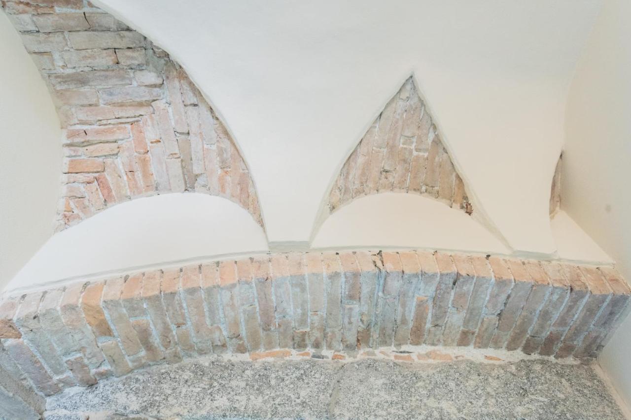 Romantic Escape City Centre With Jacuzzi & Parking By Rent All Como Exterior foto