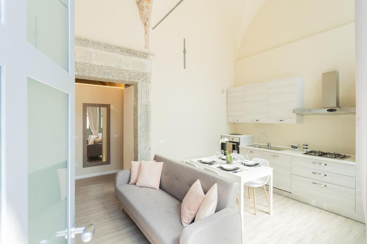 Romantic Escape City Centre With Jacuzzi & Parking By Rent All Como Exterior foto
